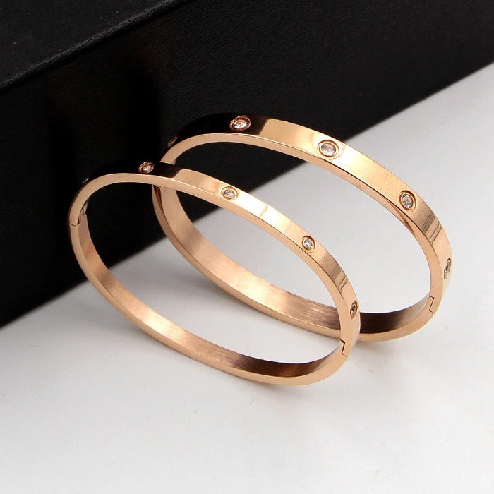 14k Gold Charming Bracelet